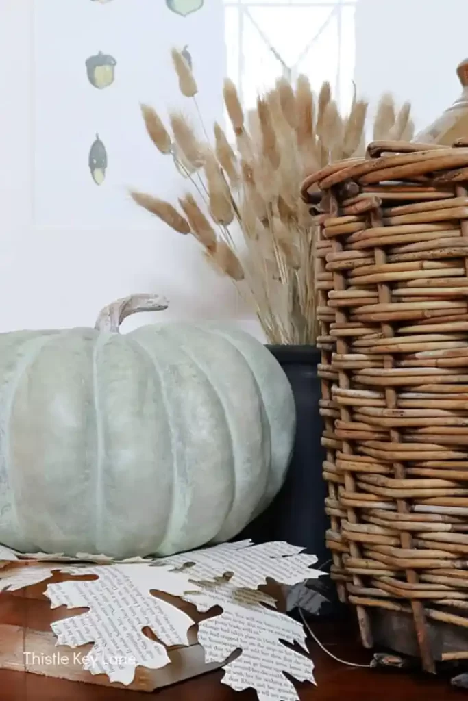 simple fall entry table styling