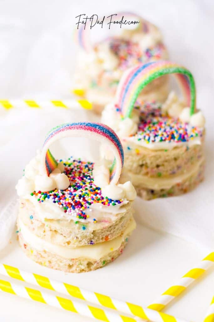 Easter mini cakes