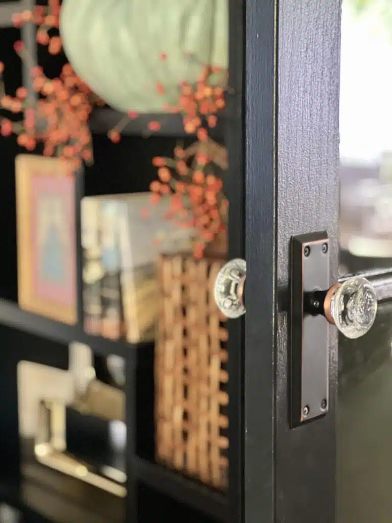 decorated bookshelves for fall